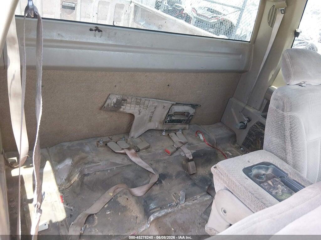 1GTEC19RXVE511942 1997 GMC SIERRA 1500 photo no. 8