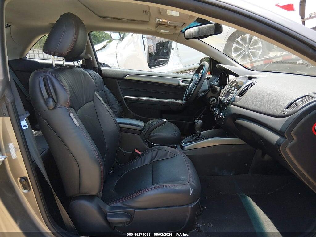 KNAFW6A36B5366701 2011 KIA FORTE KOUP photo no. 5
