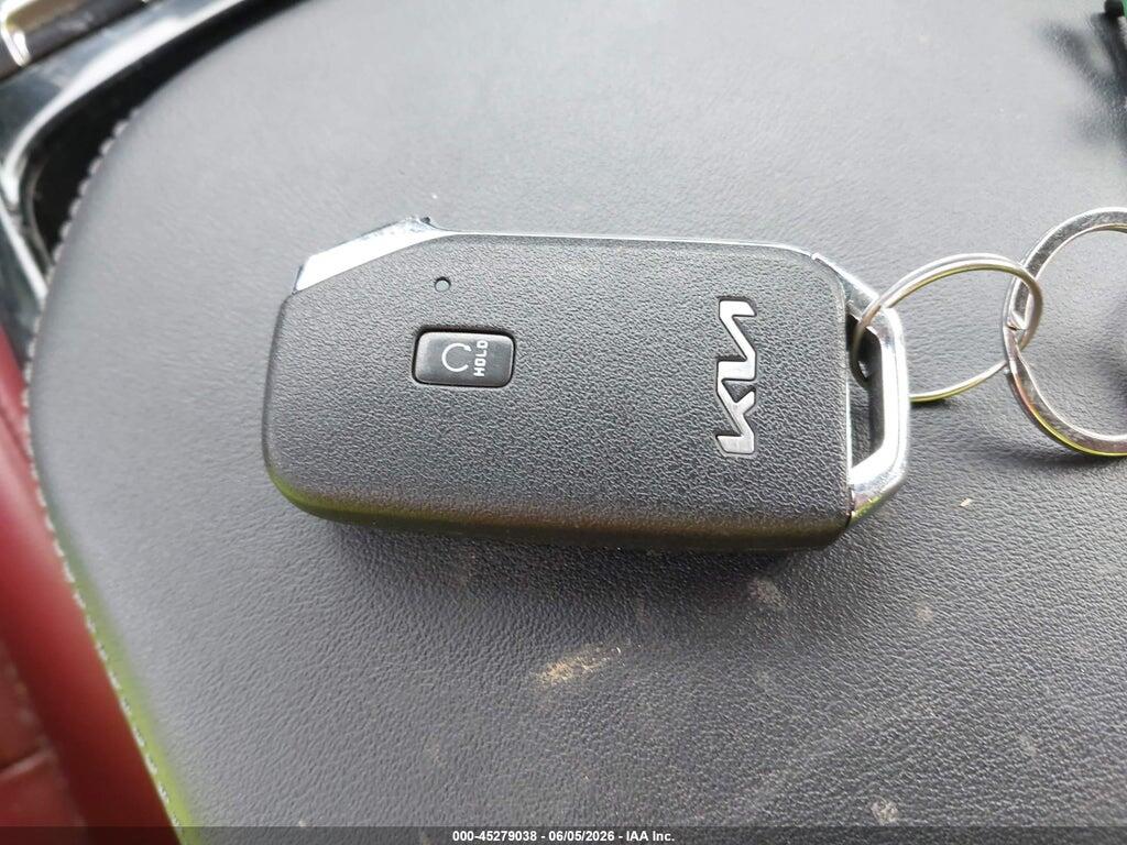 KNAE35LD1N6106547 2022 KIA STINGER photo no. 11