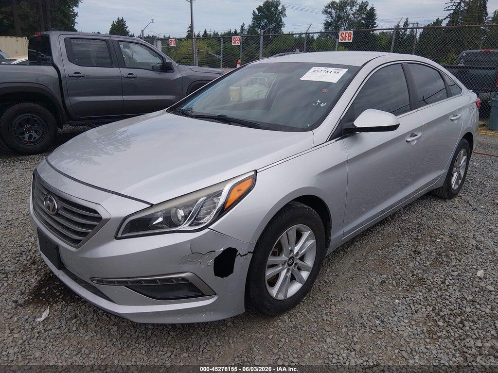 5NPE24AF2FH219547 2015 HYUNDAI SONATA photo no. 2