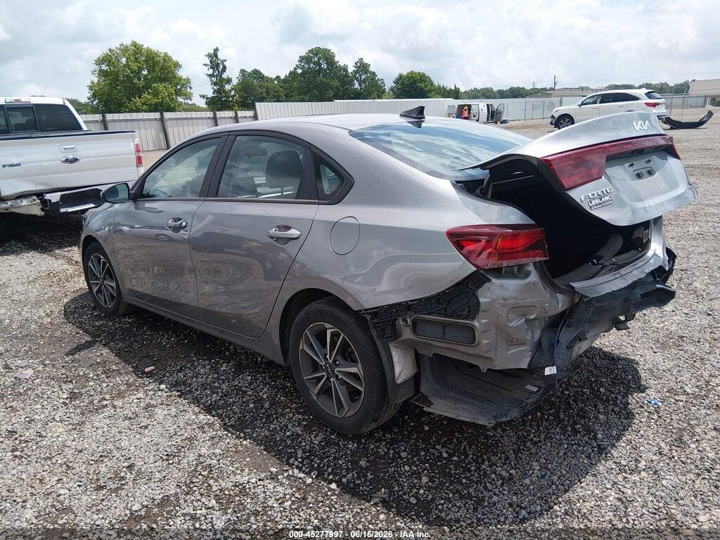 3KPF24AD4PE577094 2023 KIA FORTE photo no. 3