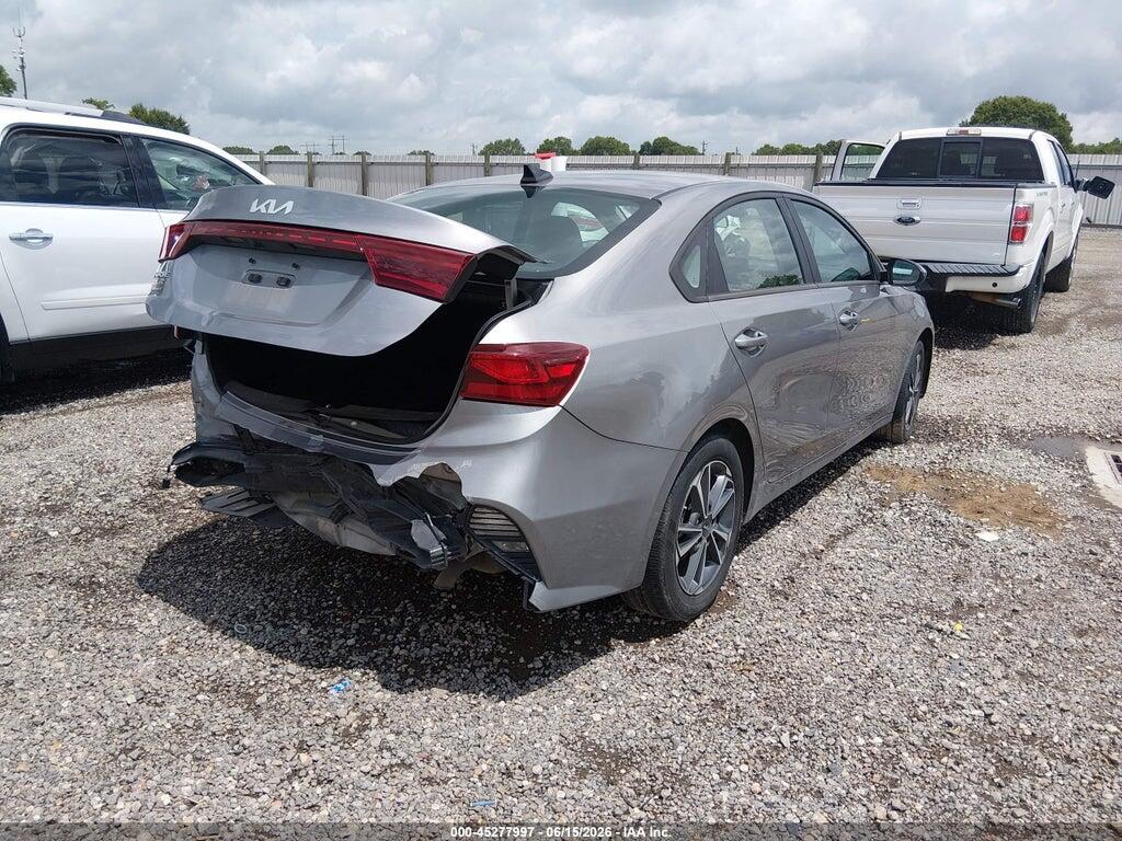 3KPF24AD4PE577094 2023 KIA FORTE photo no. 4