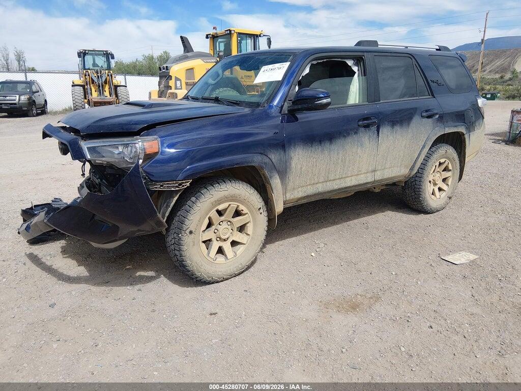 JTEBU5JR9K5628521 2019 TOYOTA 4RUNNER photo no. 2