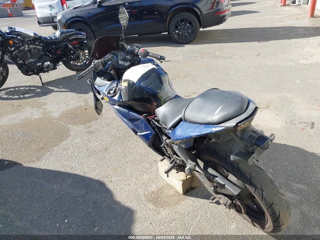 JKAEXMJ19ADA62617 2010 KAWASAKI EX250 photo no. 3