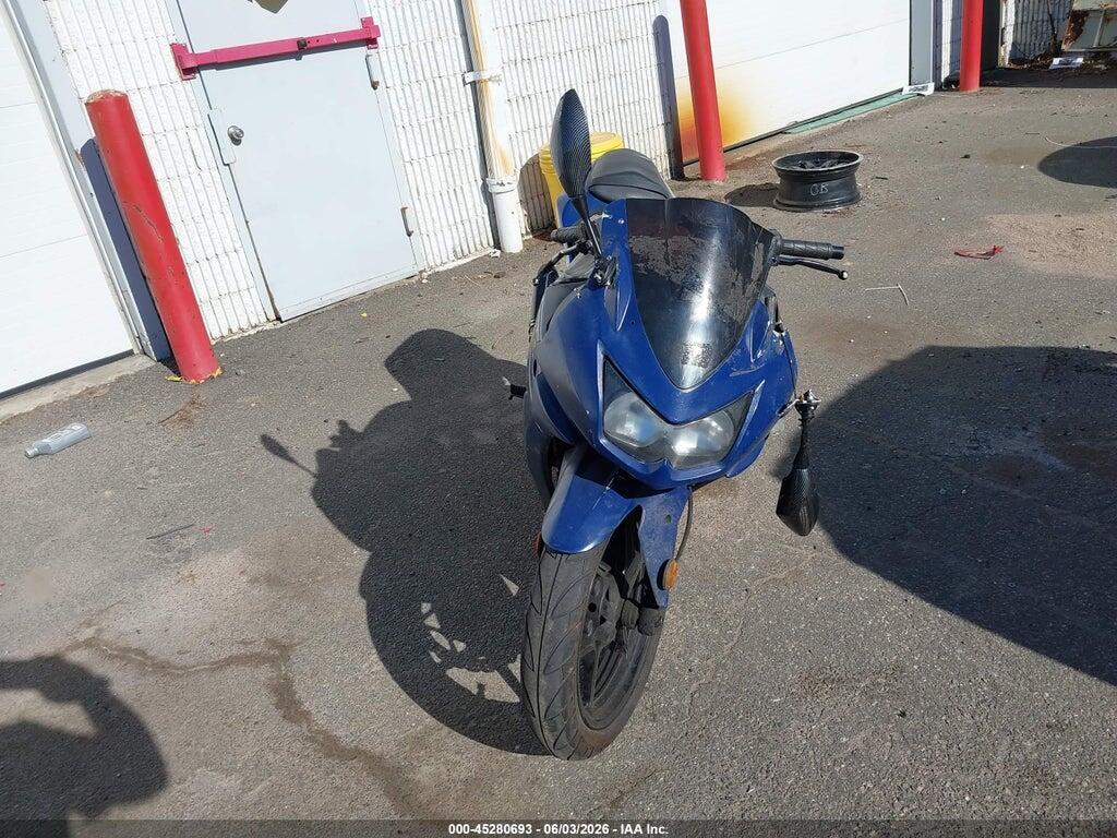 JKAEXMJ19ADA62617 2010 KAWASAKI EX250 photo no. 5