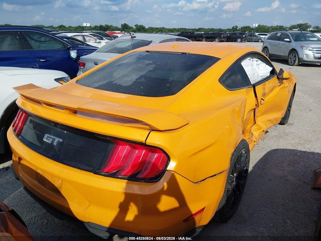 1FA6P8CFXJ5113677 2018 FORD MUSTANG photo no. 4