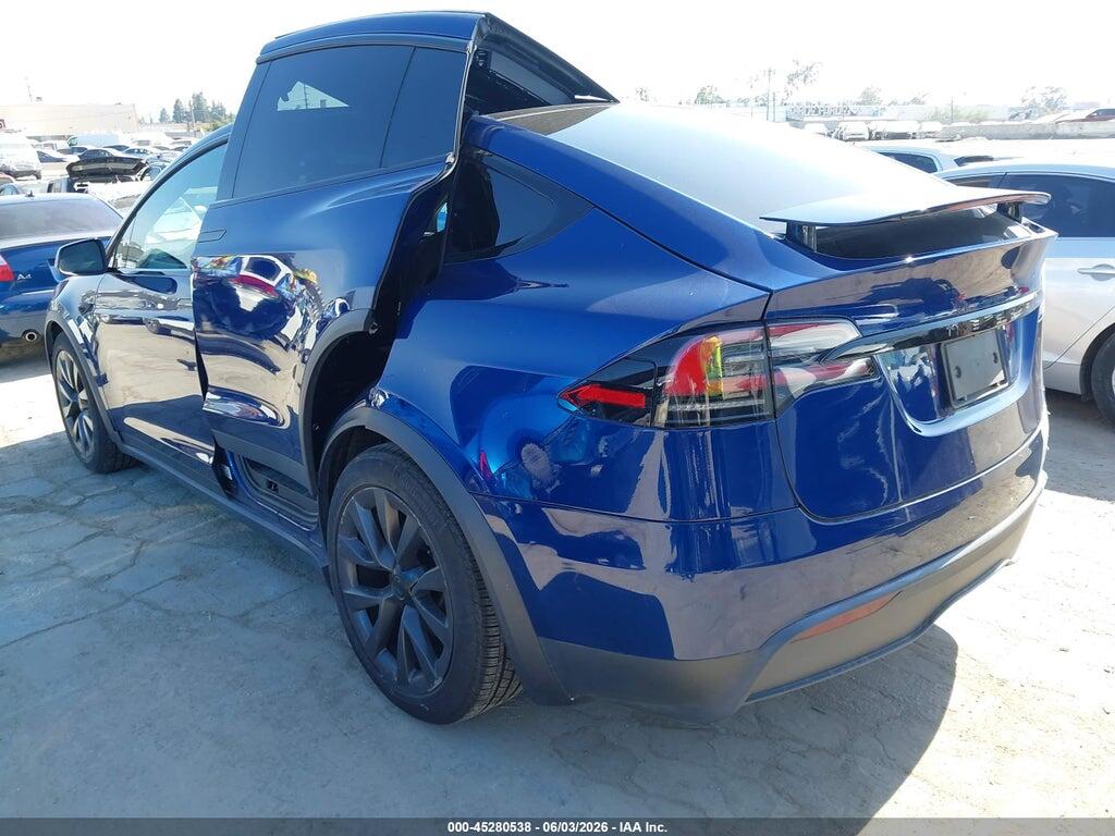 7SAXCDE59PF386840 2023 TESLA MODEL X photo no. 3