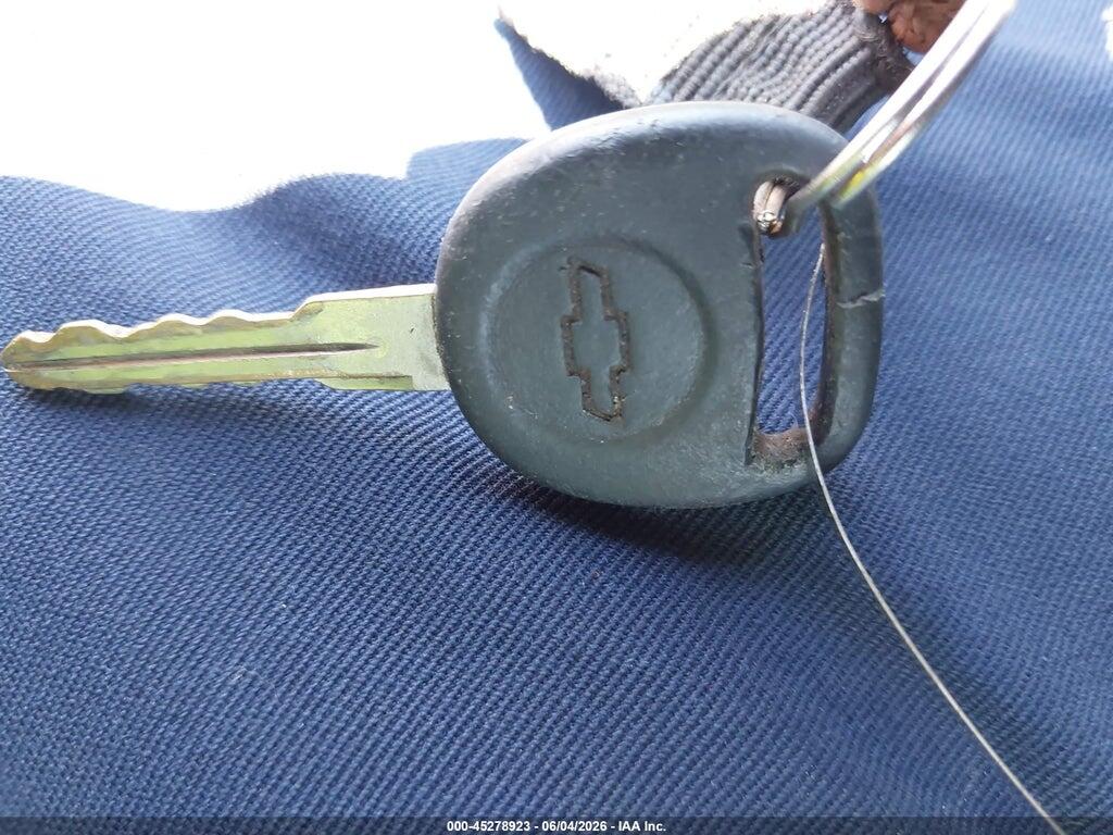 1GCCS145328224273 2002 CHEVROLET S-10 photo no. 11