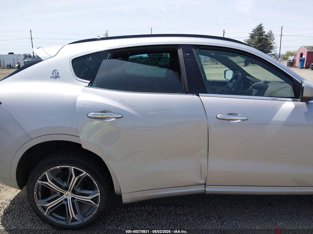 ZN661YUS9JX299478 2018 MASERATI LEVANTE photo no. 6
