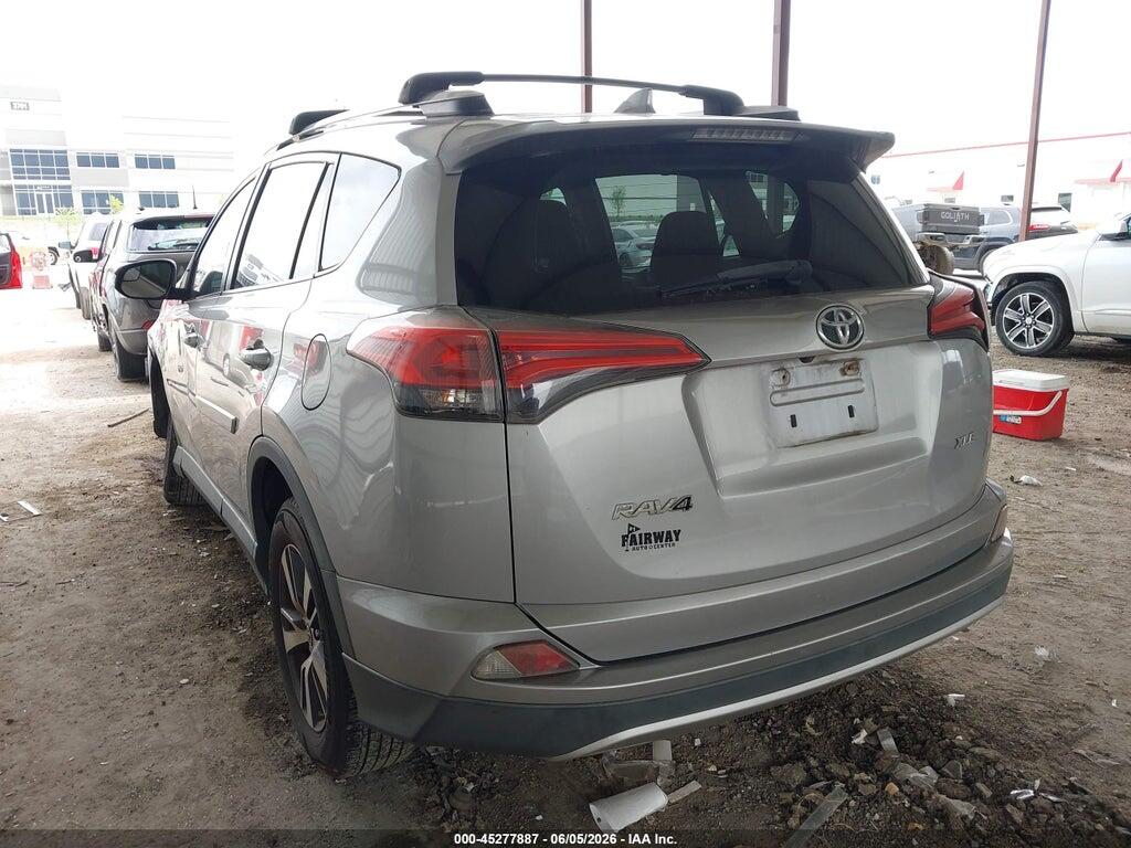 2T3WFREV8GW265367 2016 TOYOTA RAV4 photo no. 3