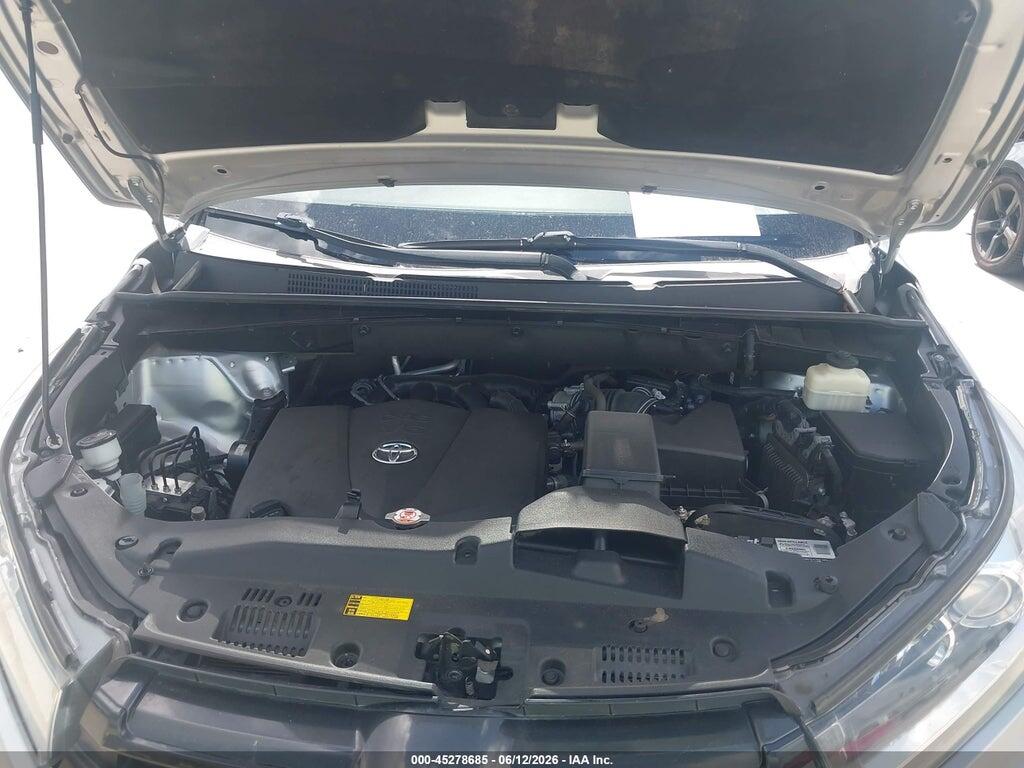 5TDKZRFH8JS538170 2018 TOYOTA HIGHLANDER photo no. 10