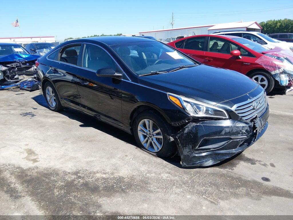 5NPE24AF3HH520640 2017 HYUNDAI SONATA photo no. 1