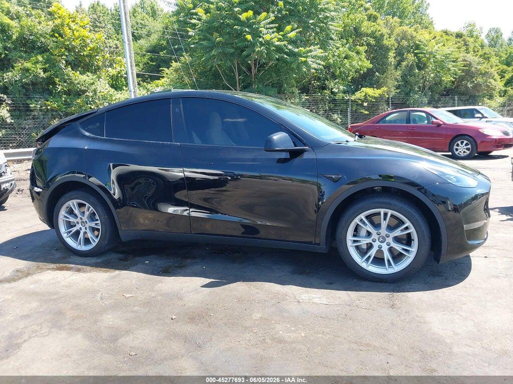 7SAYGDEE8RA237764 2024 TESLA MODEL Y photo no. 12