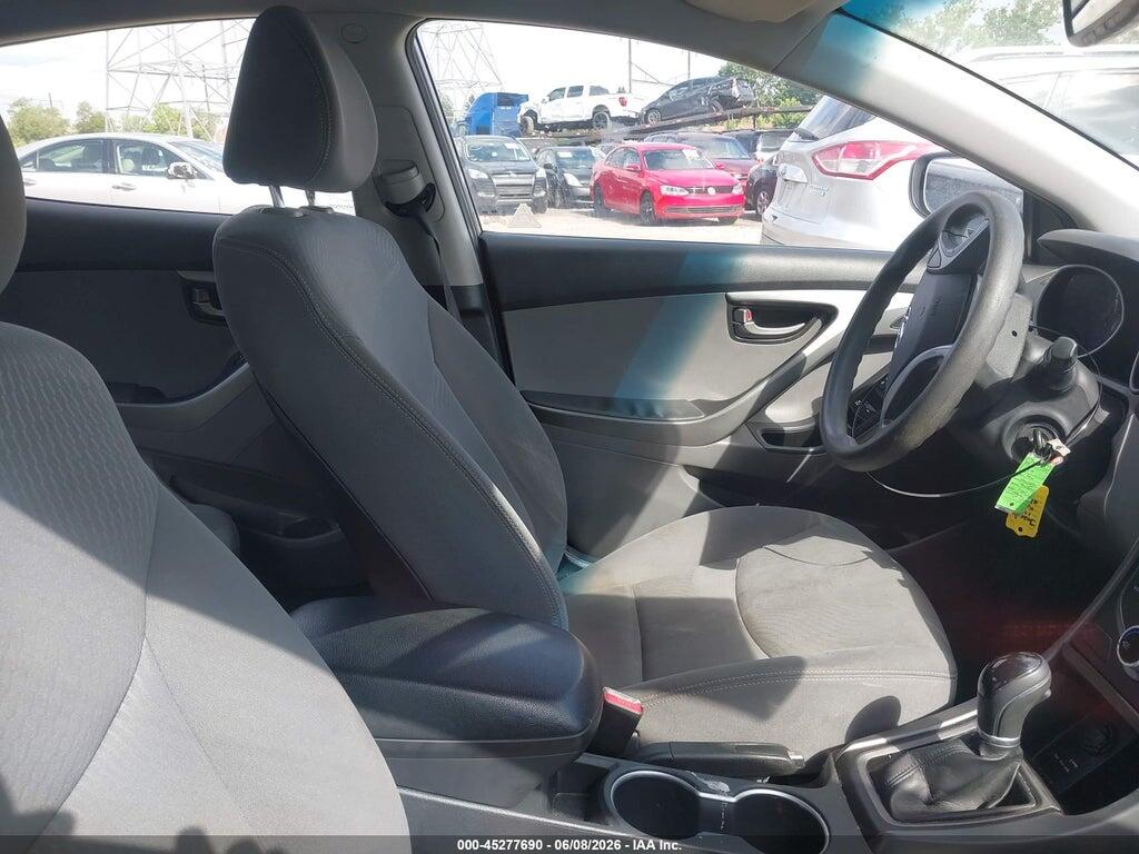KMHDH4AE3GU543742 2016 HYUNDAI ELANTRA photo no. 5