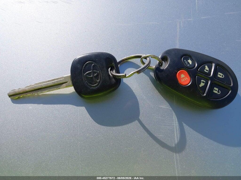 5TDBA22C75S047071 2005 TOYOTA SIENNA photo no. 11