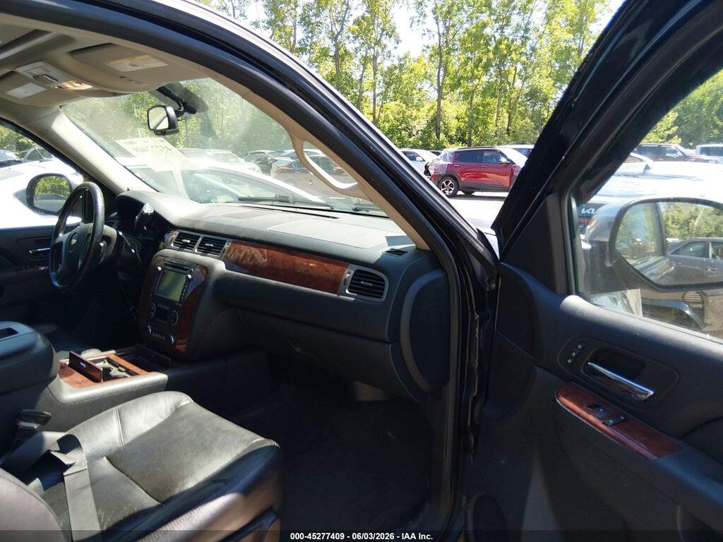 1GNSKKE7XDR273282 2013 CHEVROLET SUBURBAN 1500 photo no. 5