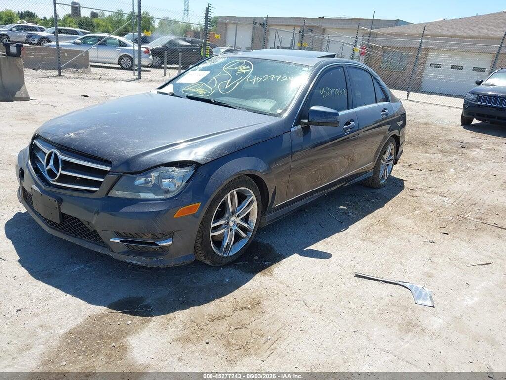 WDDGF8AB1DR259700 2013 MERCEDES-BENZ C 300 photo no. 2
