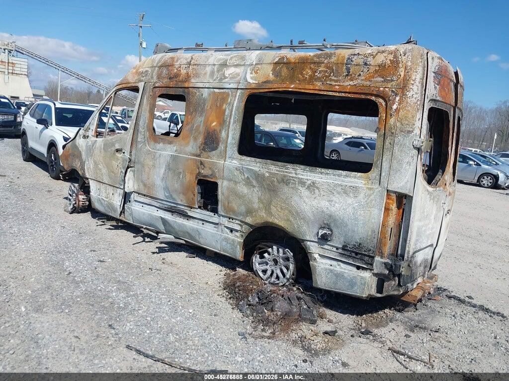 W1W4NBVY1PP556305 2023 MERCEDES-BENZ SPRINTER 2500 photo no. 3