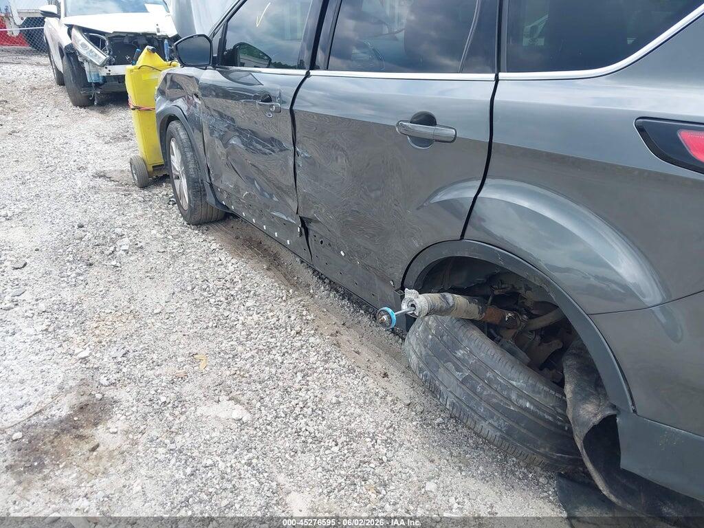 1FMCU0GDXHUC39341 2017 FORD ESCAPE photo no. 6