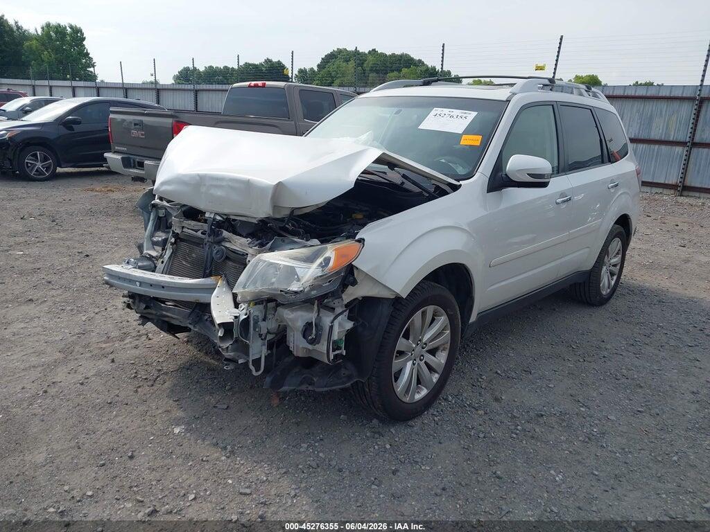 JF2SHAGC1DH414842 2013 SUBARU FORESTER photo no. 2