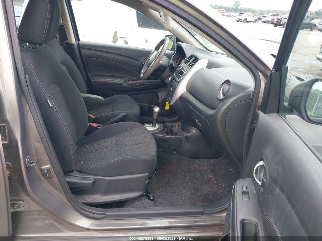 3N1CN7AP7HL810097 2017 NISSAN VERSA photo no. 5