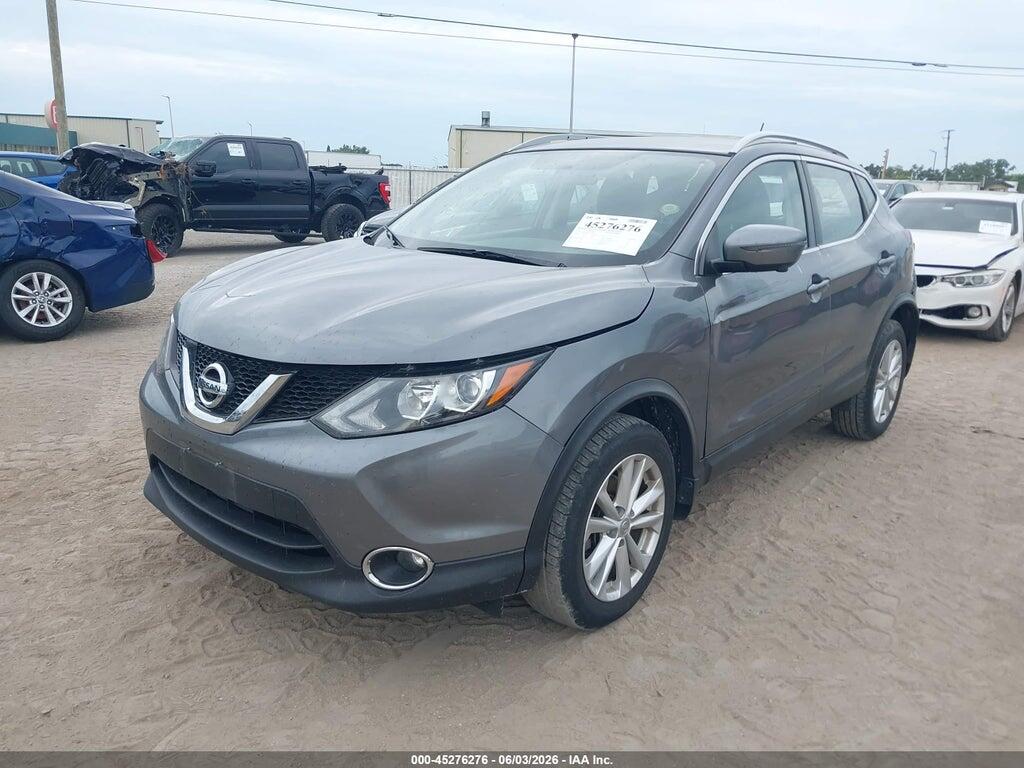 JN1BJ1CR9HW130666 2017 NISSAN ROGUE SPORT photo no. 2