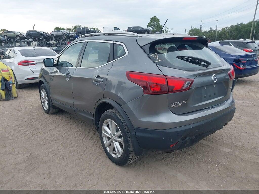 JN1BJ1CR9HW130666 2017 NISSAN ROGUE SPORT photo no. 3
