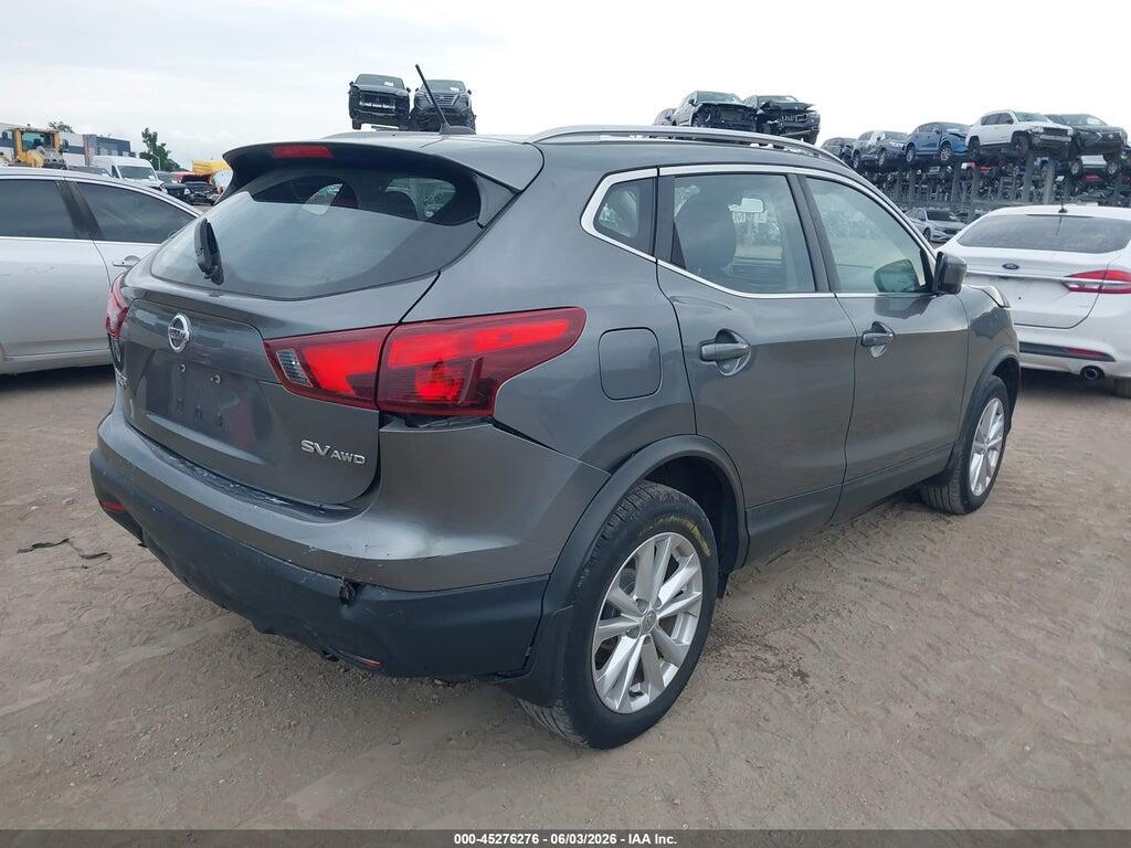 JN1BJ1CR9HW130666 2017 NISSAN ROGUE SPORT photo no. 4