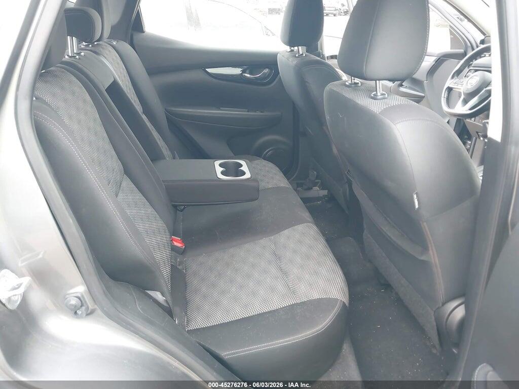 JN1BJ1CR9HW130666 2017 NISSAN ROGUE SPORT photo no. 8