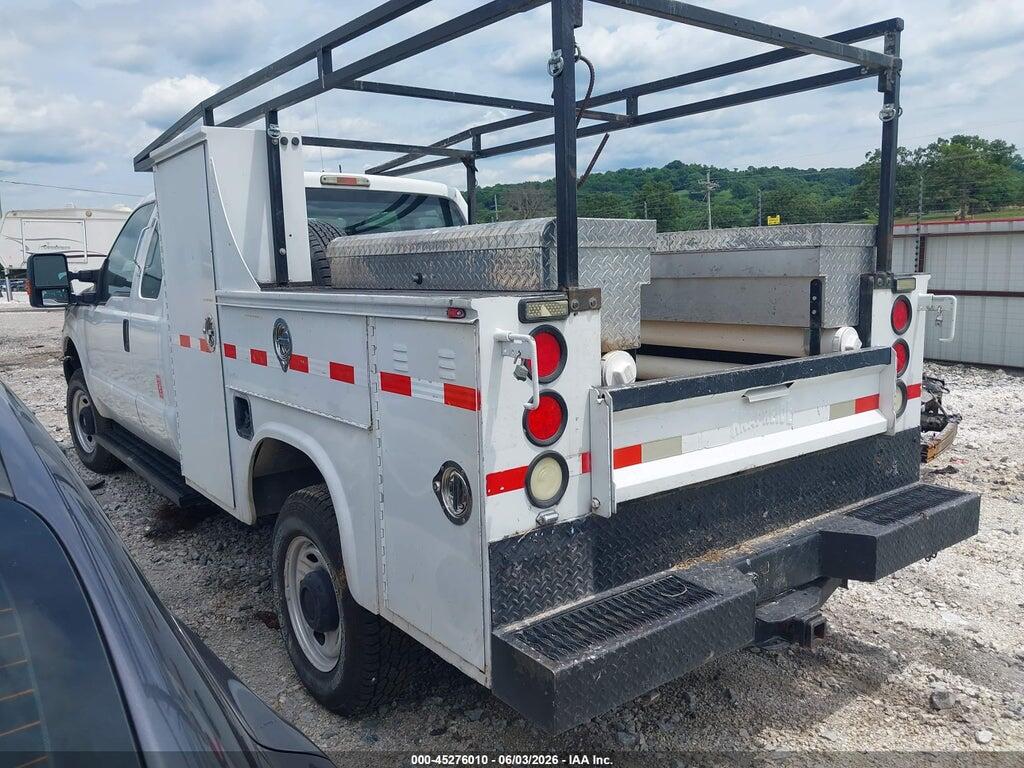 1FD7X3B68CEC77334 2012 FORD F-350 WITH SERVICE BODY photo no. 4