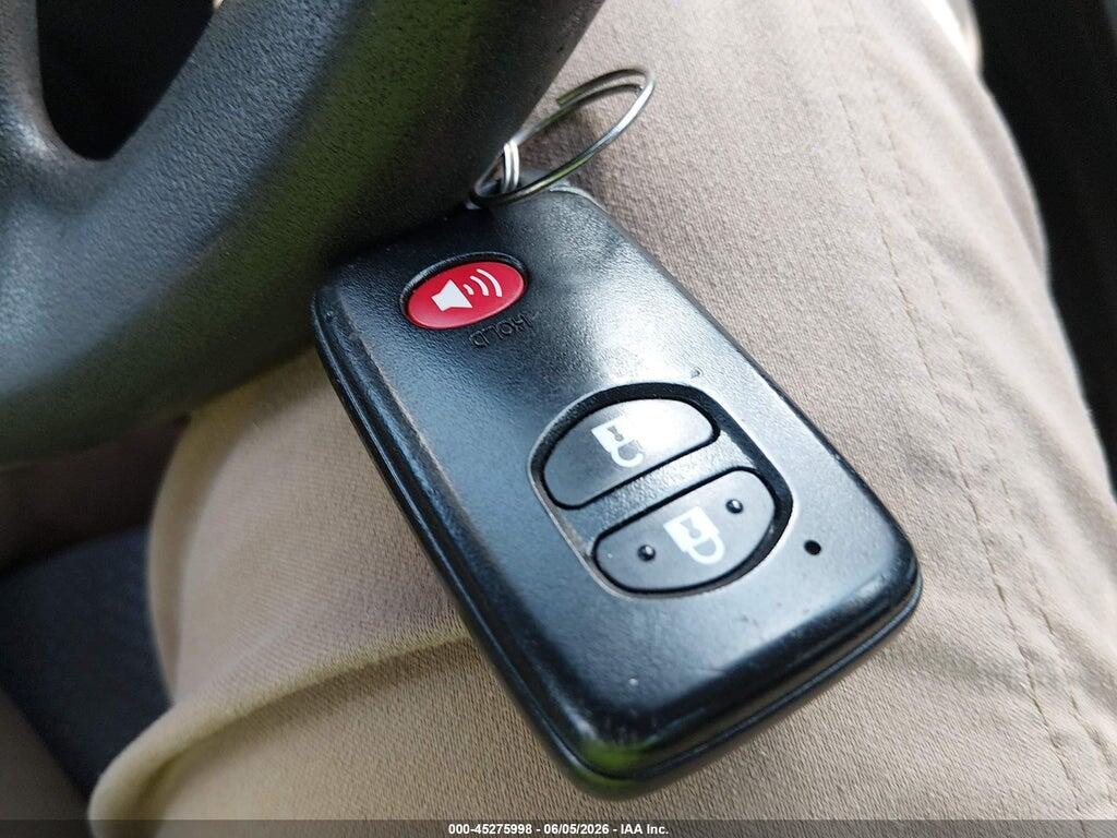 JTDZN3EU4E3325729 2014 TOYOTA PRIUS V photo no. 11
