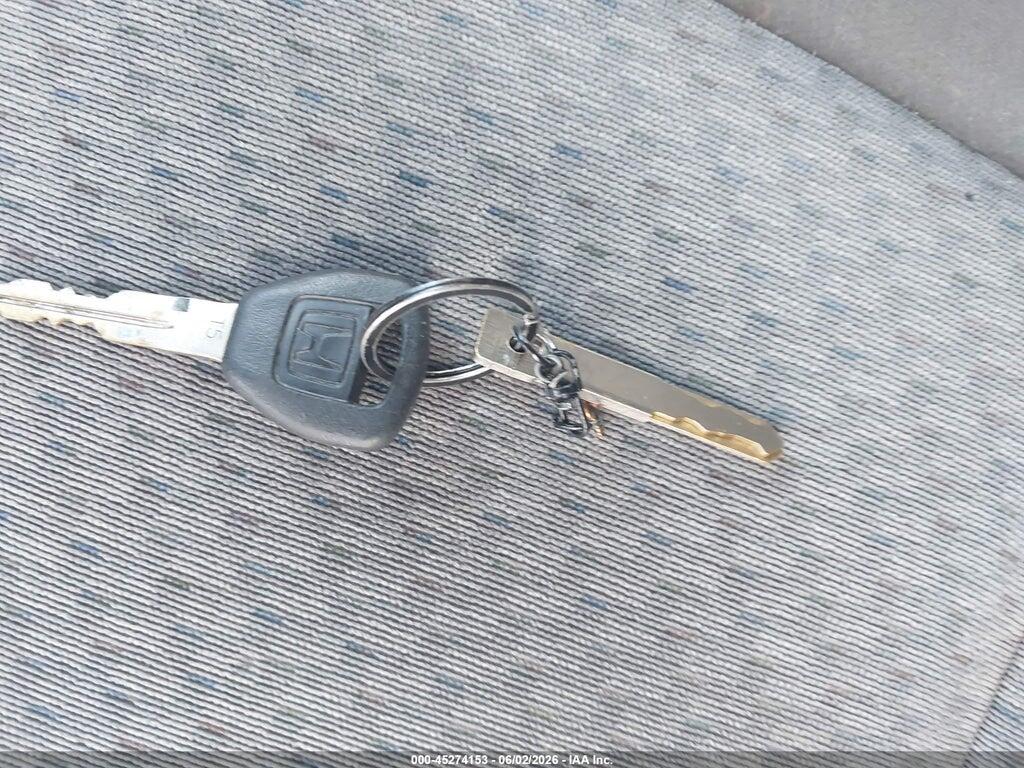 1HGES16395L015174 2005 HONDA CIVIC photo no. 11