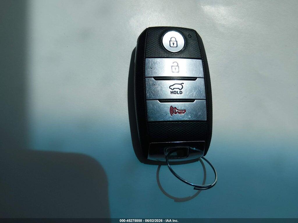 KNDCC3LC7K5281649 2019 KIA NIRO photo no. 11