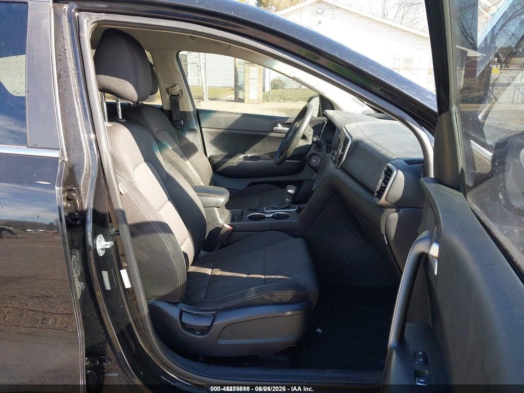 KNDPMCAC9H7194916 2017 KIA SPORTAGE photo no. 5