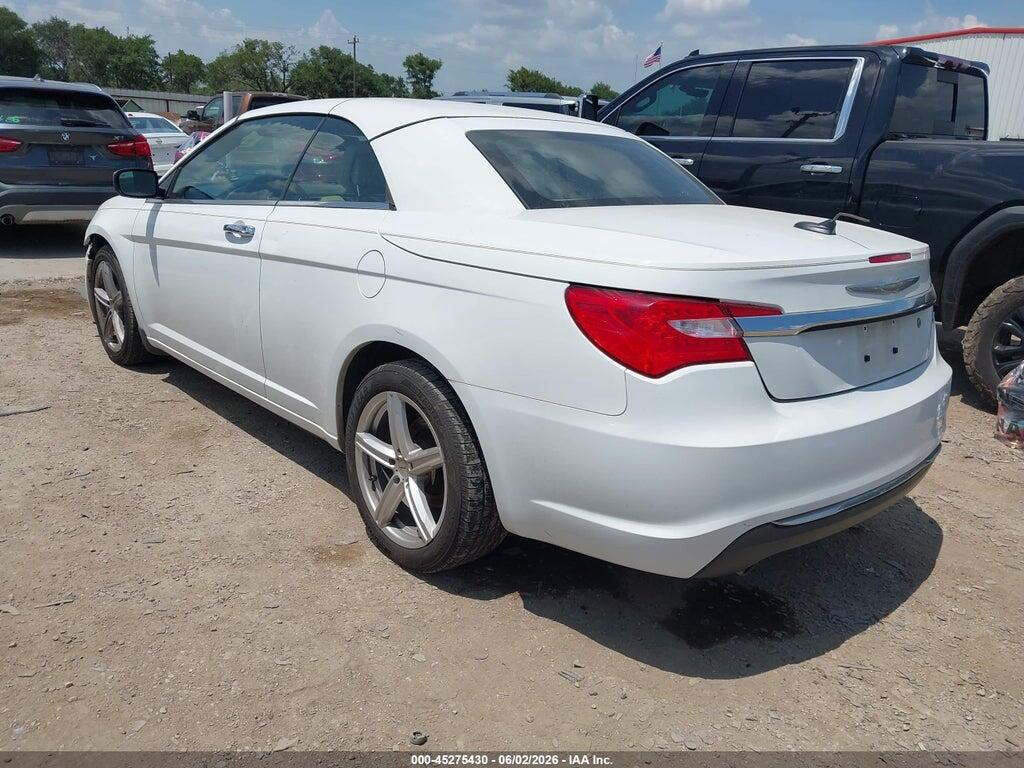 1C3BCBFG9CN233712 2012 CHRYSLER 200 photo no. 3