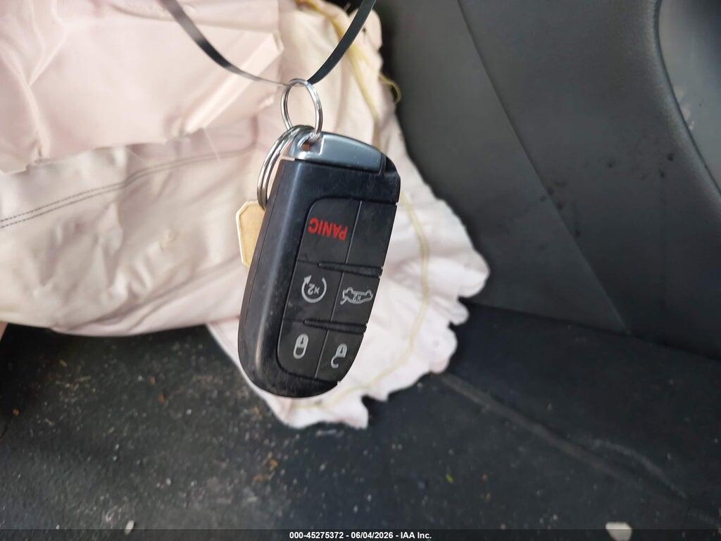 1C3CCCEG7FN512298 2015 CHRYSLER 200 photo no. 11