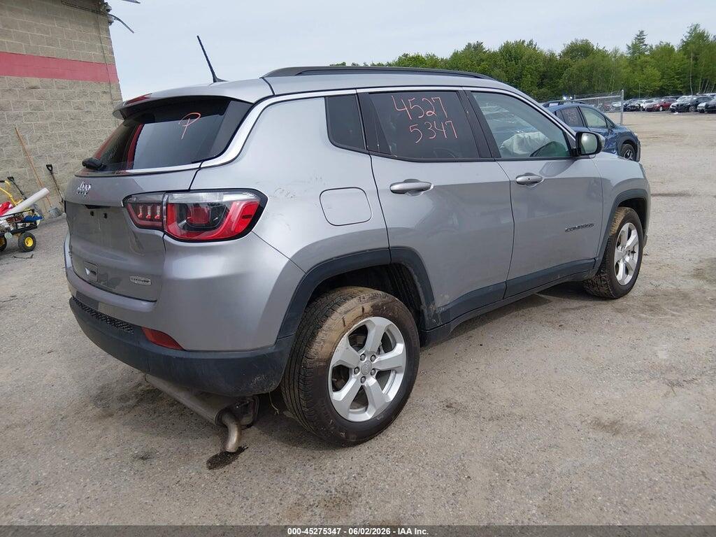 3C4NJDBB0KT734085 2019 JEEP COMPASS photo no. 4