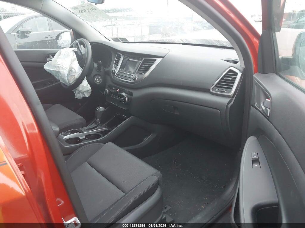 KM8J3CA46HU422112 2017 HYUNDAI TUCSON photo no. 5