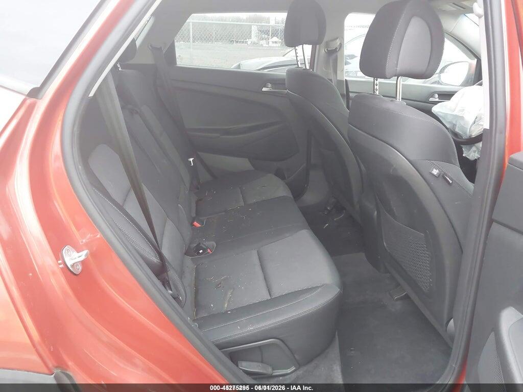 KM8J3CA46HU422112 2017 HYUNDAI TUCSON photo no. 8