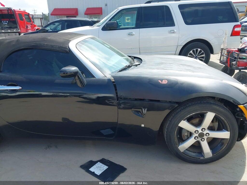 1G2MC35B78Y113904 2008 PONTIAC SOLSTICE photo no. 12