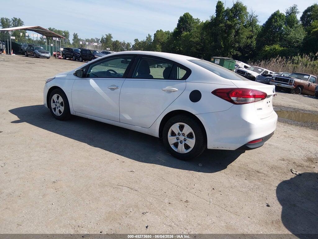 3KPFL4A78HE142636 2017 KIA FORTE photo no. 3