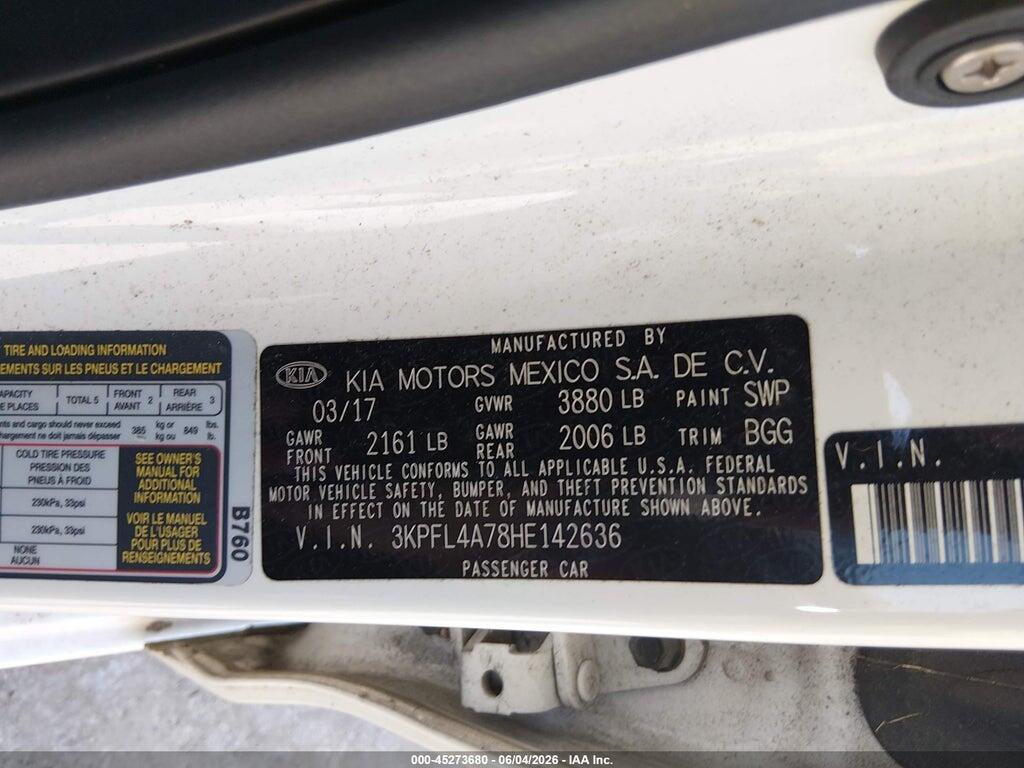 3KPFL4A78HE142636 2017 KIA FORTE photo no. 9