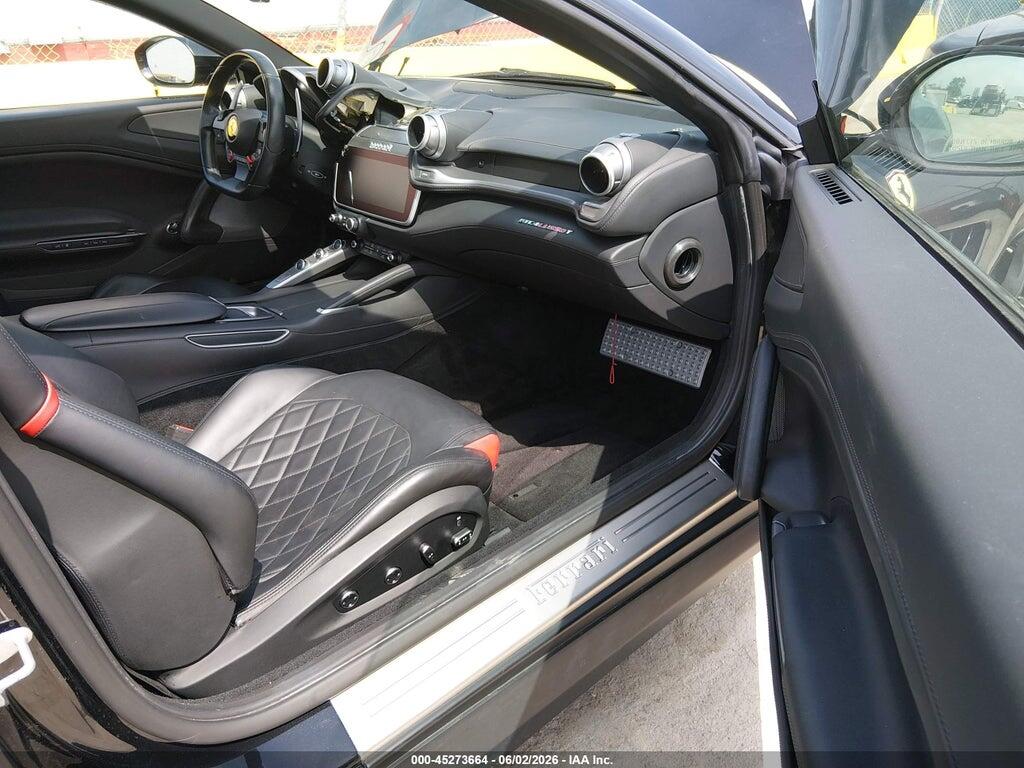 ZFF82YNA2L0256482 2020 FERRARI GTC4LUSSO photo no. 5