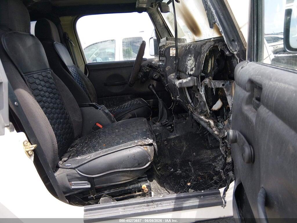 1J4FA69S95P302250 2005 JEEP WRANGLER photo no. 5