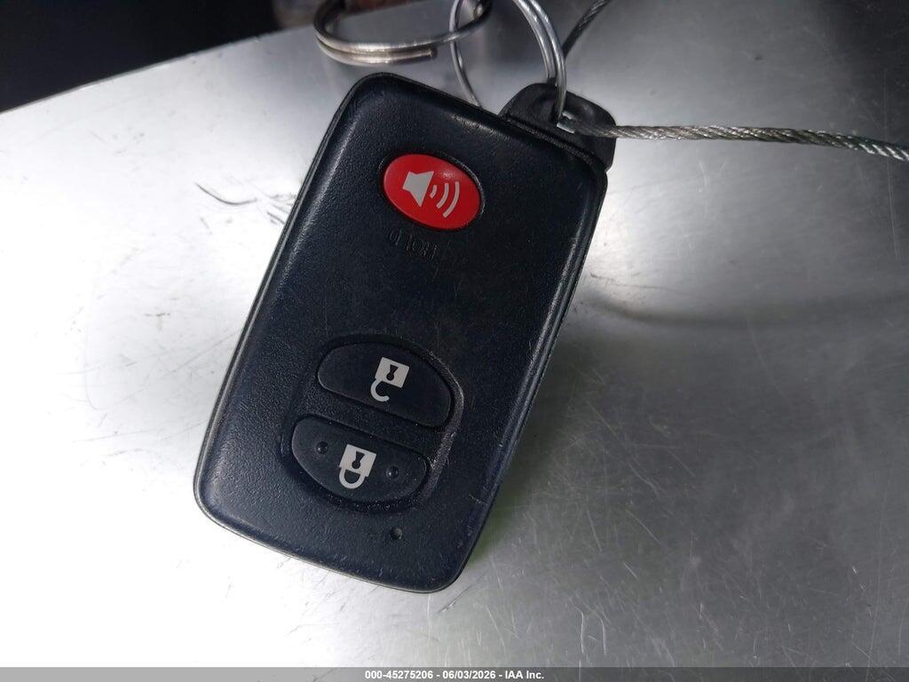 JTDKN3DU0E1757829 2014 TOYOTA PRIUS photo no. 11