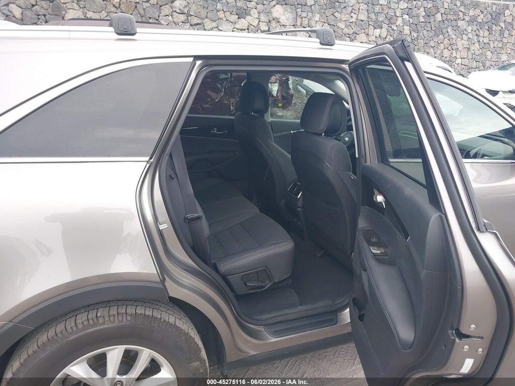 5XYPG4A52GG034277 2016 KIA SORENTO photo no. 8