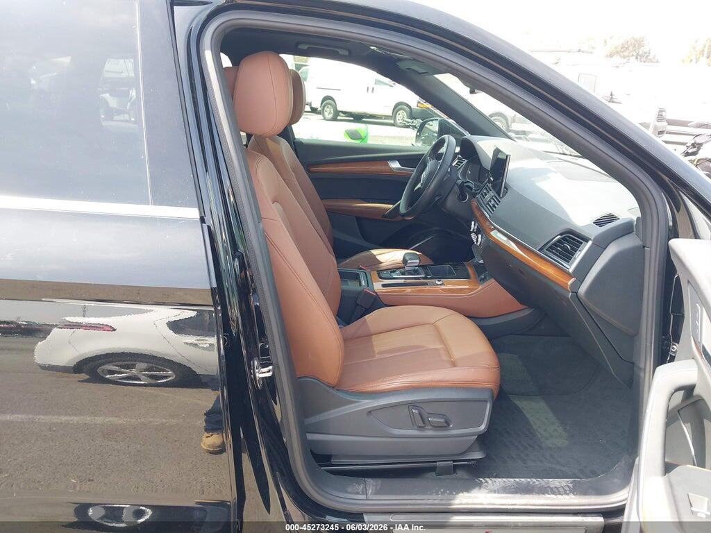 WA1EAAFYXN2056748 2022 AUDI Q5 photo no. 5