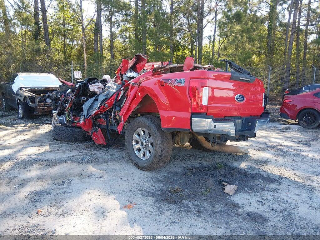 1FT7W2BT2JEC86311 2018 FORD F-250 photo no. 3
