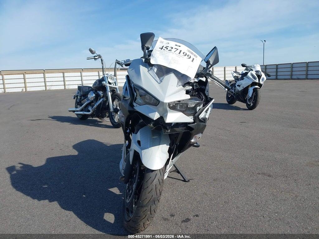 ML5EXGG14SDA69761 2025 KAWASAKI EX500 photo no. 5