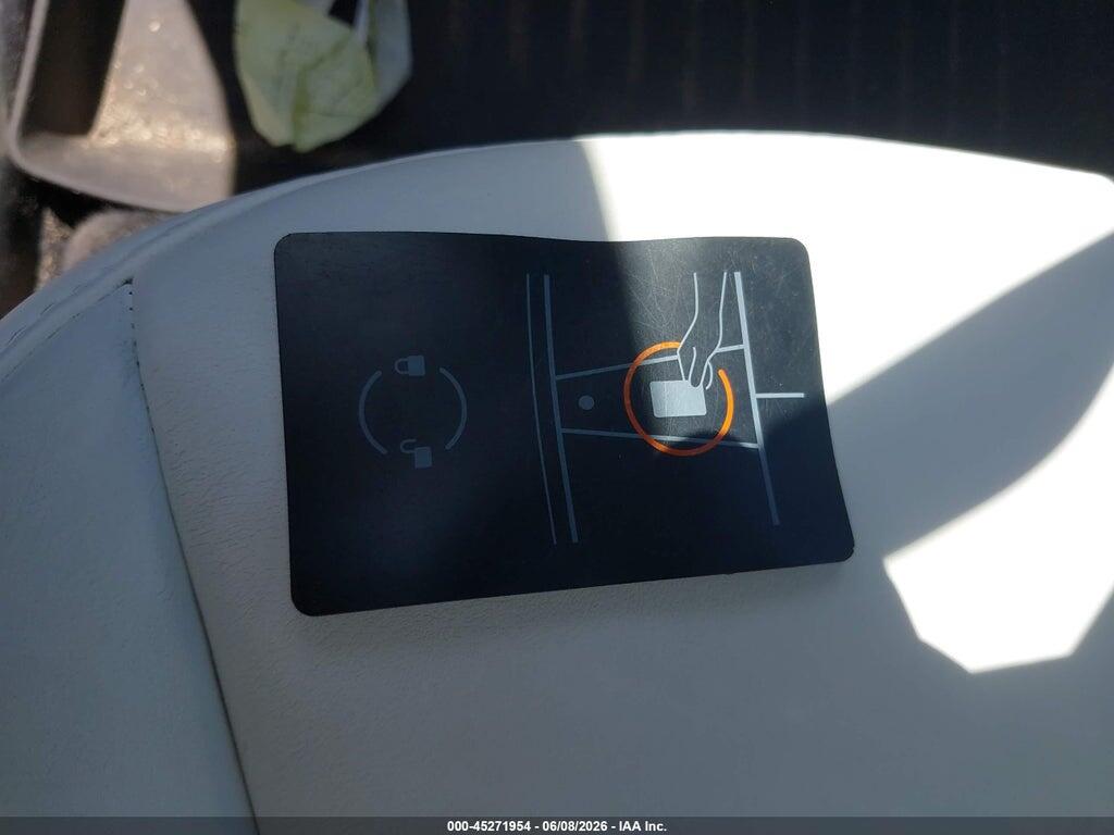5YJYGDEF4MF303972 2021 TESLA MODEL Y photo no. 11